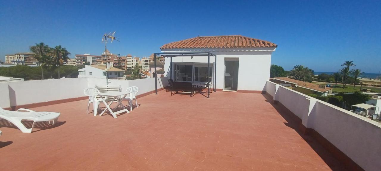 Oh! Cinnamon Beach Guest House Isla Canela Exterior photo
